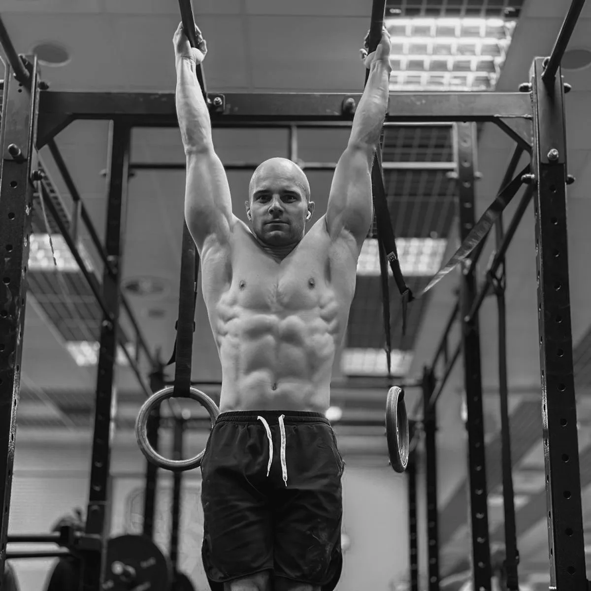 Patryk Borzęcki - trening na drążku